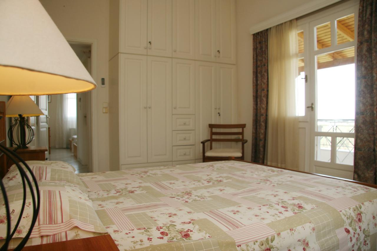 Villa Vlichos Amarynthos Bagian luar foto